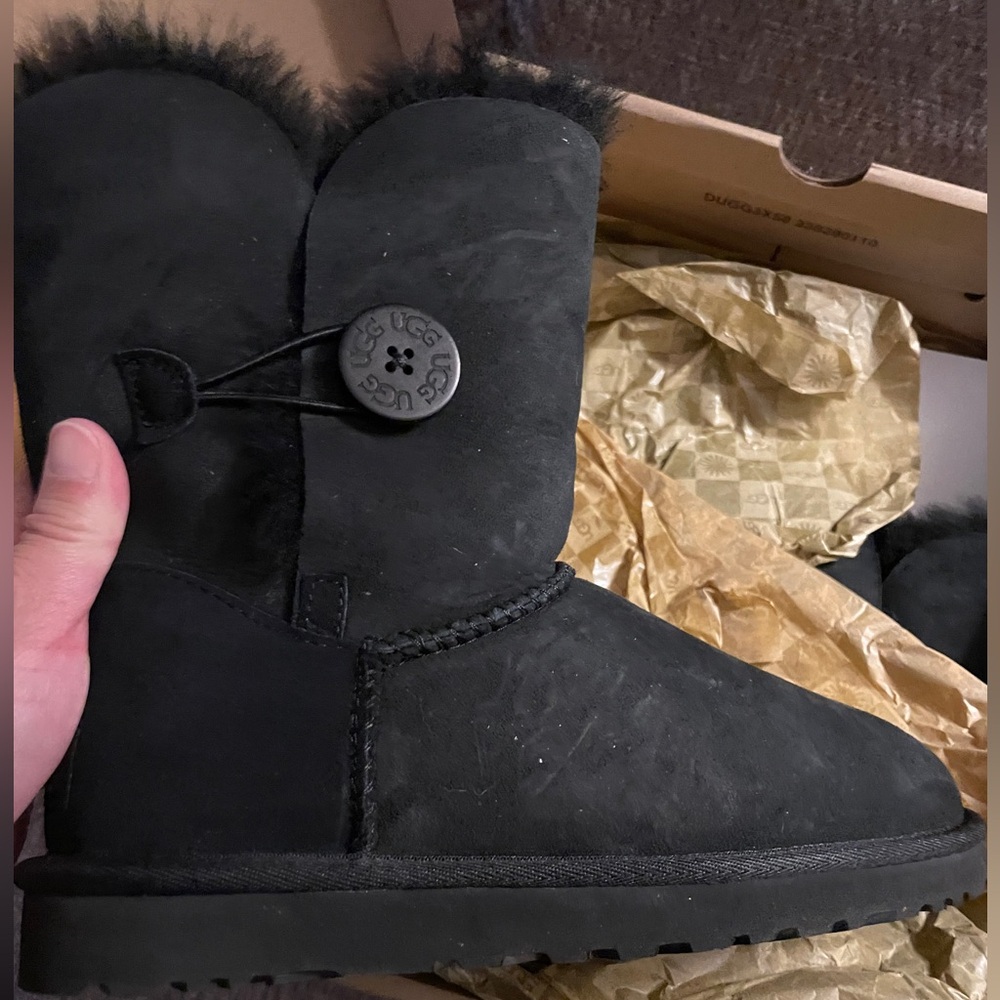 NIB Original Black Ugg Boots